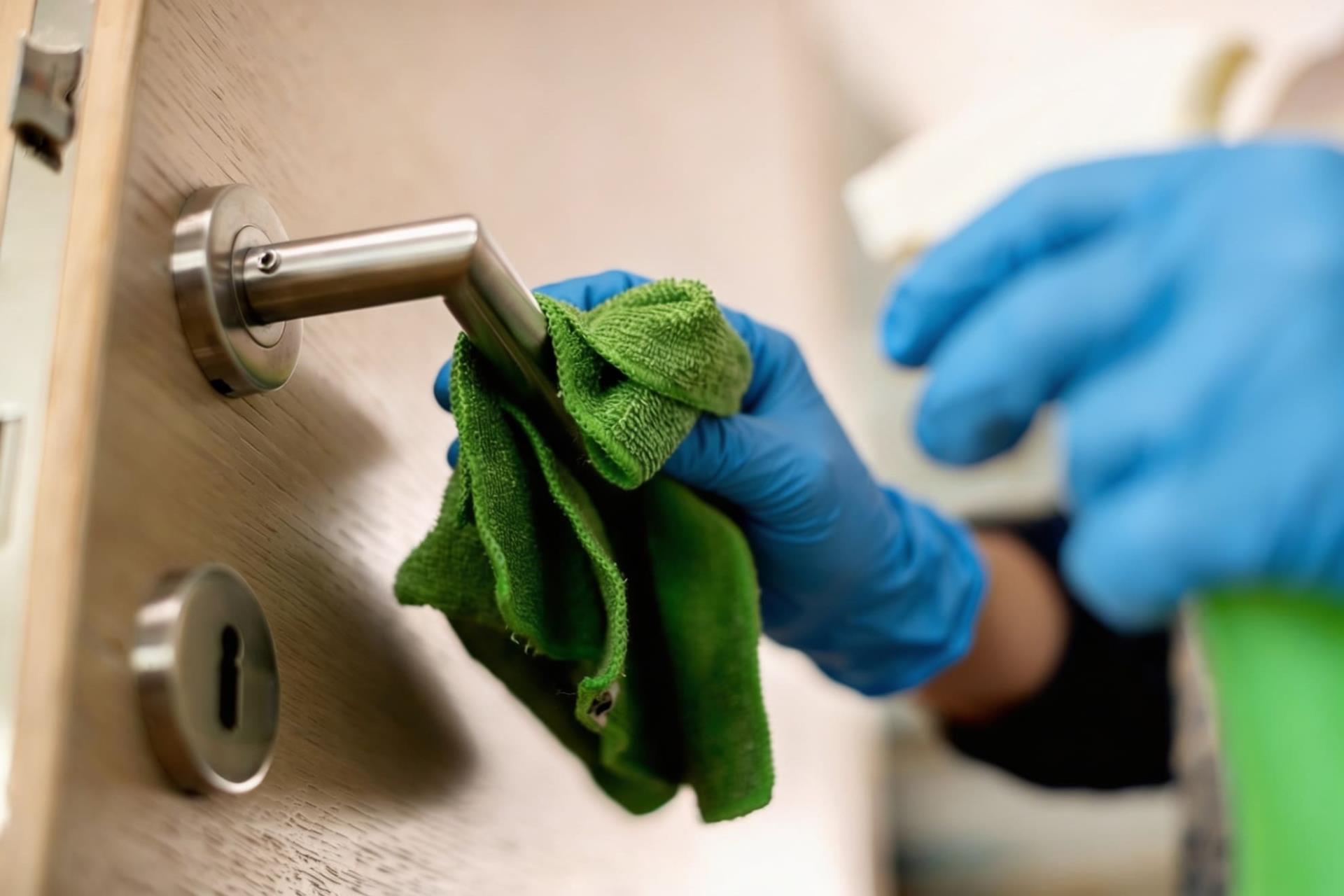 commercial building cleaners